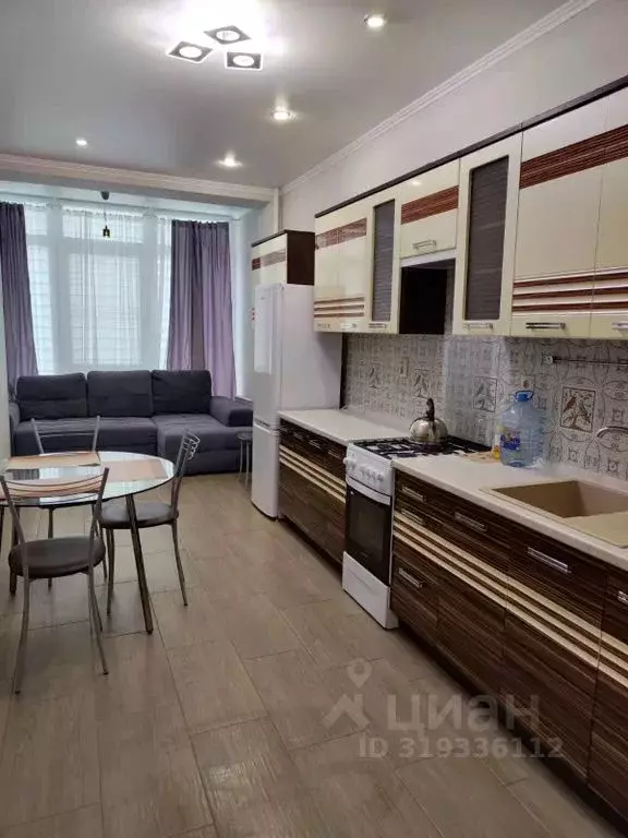 1-к кв. Краснодарский край, Геленджик Туристическая ул., 4А (55.0 м) - Фото 0