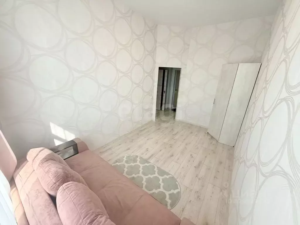 1-к кв. Удмуртия, Ижевск Базарная пл., 1 (33.9 м) - Фото 2