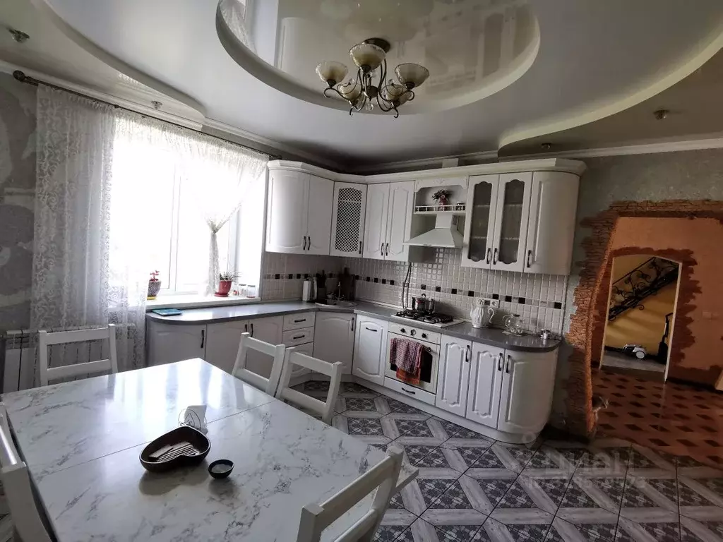 Коттедж в Оренбургская область, Новотроицк городской округ, с. ... - Фото 0