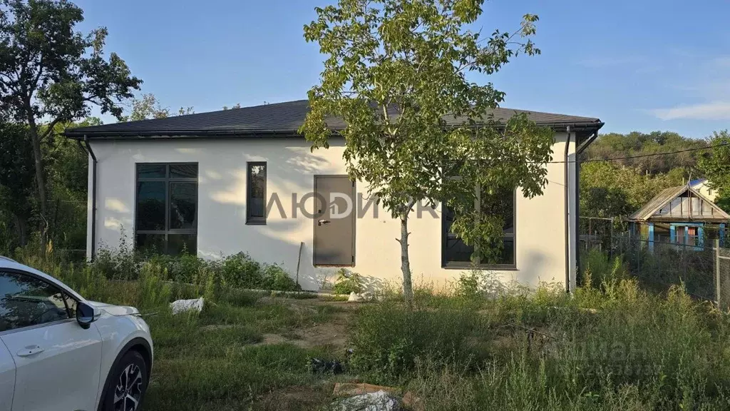 Дом в Саратовская область, Саратов ул. Липовая (120 м) - Фото 1