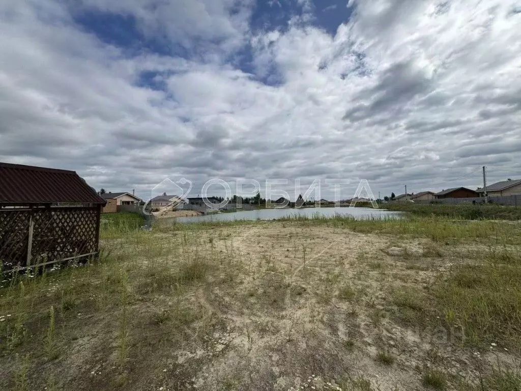 Участок в Тюменская область, Тюмень Садовое товарищество Липовый ... - Фото 0