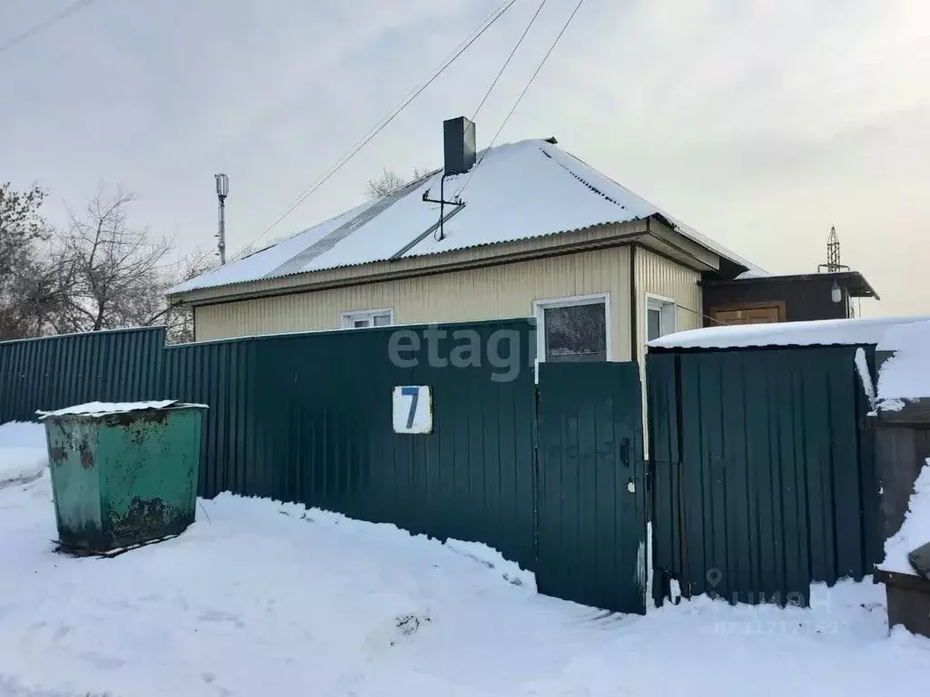 Дом в Кемеровская область, Ленинск-Кузнецкий Краснофлотская ул., 7 (52 ... - Фото 0