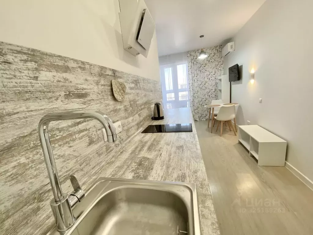 Студия Краснодарский край, Анапа Анапское ш., 18к3 (25.0 м) - Фото 1