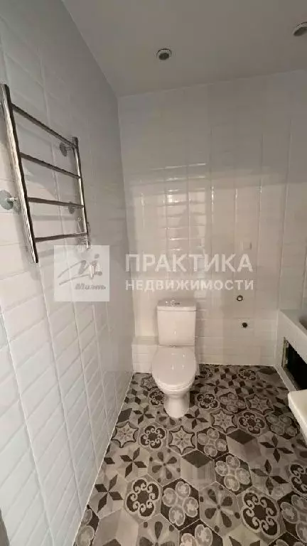 Продается 3-комнатная квартира - Фото 1