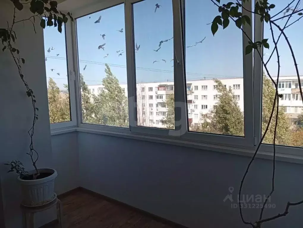 2-к кв. Крым, Евпатория городской округ, Мирный пгт ул. Сырникова, 18 ... - Фото 1