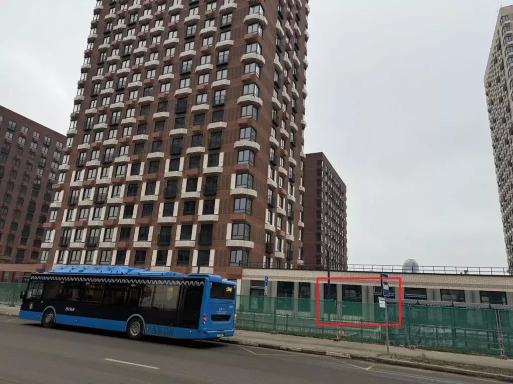 Торговая площадь в Москва ул. Николая Озерова, 8к1 (95 м) - Фото 1
