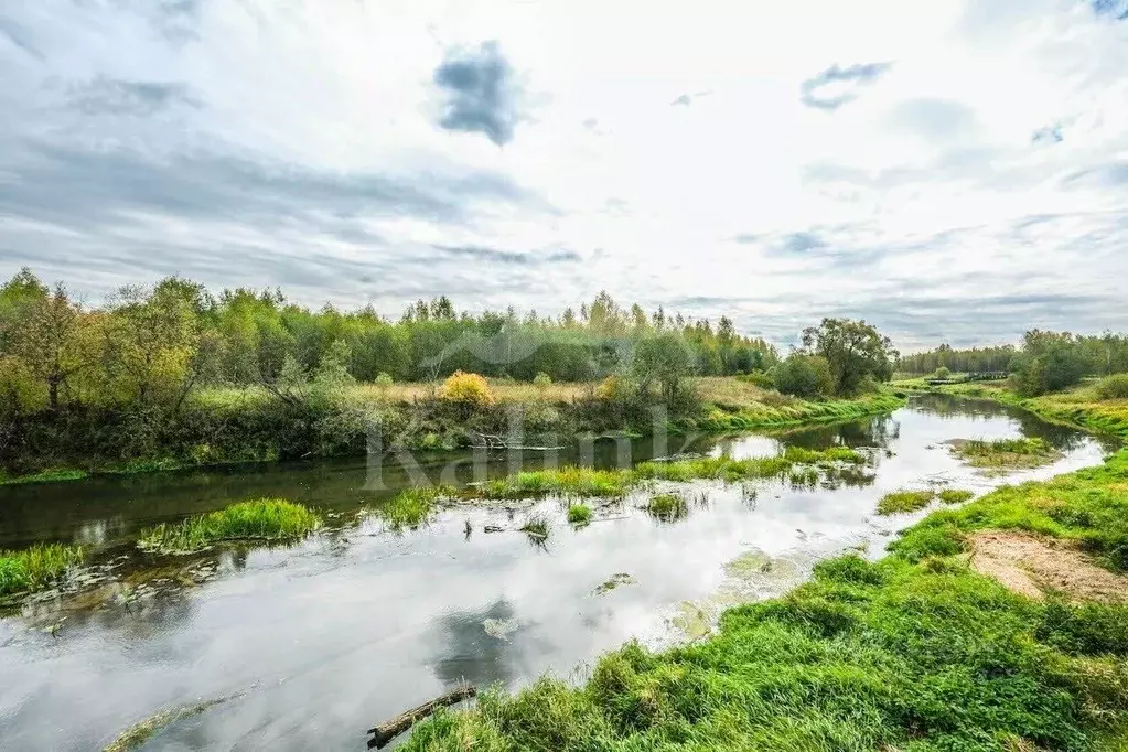 Участок в Московская область, Красногорск городской округ, д. ... - Фото 1