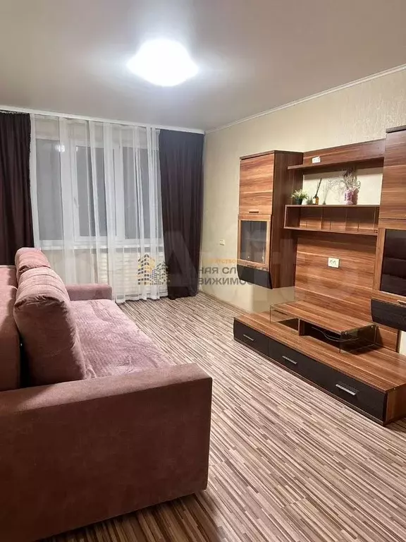 1-к. квартира, 40 м, 2/9 эт. - Фото 0