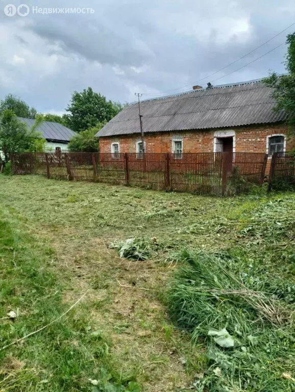 Дом в Мценский район, Карандаковское сельское поселение, деревня ... - Фото 0
