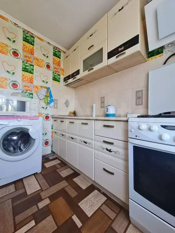 1-к. квартира, 31 м, 4/5 эт. - Фото 0
