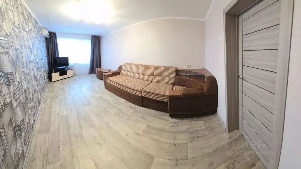 3-к кв. Крым, Евпатория проезд Советский, 4 (58.8 м) - Фото 1