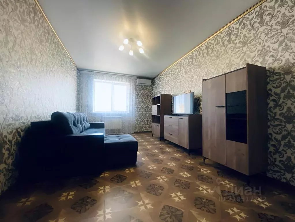2-к кв. Ростовская область, Ростов-на-Дону ул. Матросова, 35 (70.0 м) - Фото 1