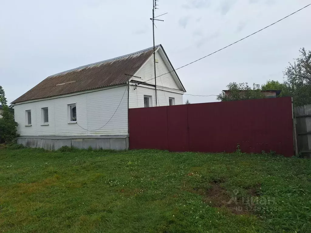 Дом в Орловская область, Орловский муниципальный округ, д. Вязки  (43 ... - Фото 1