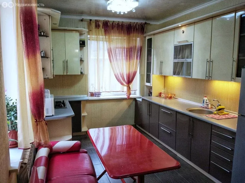 Дом в Куйбышево, улица Ленина, 19А (108 м) - Фото 0
