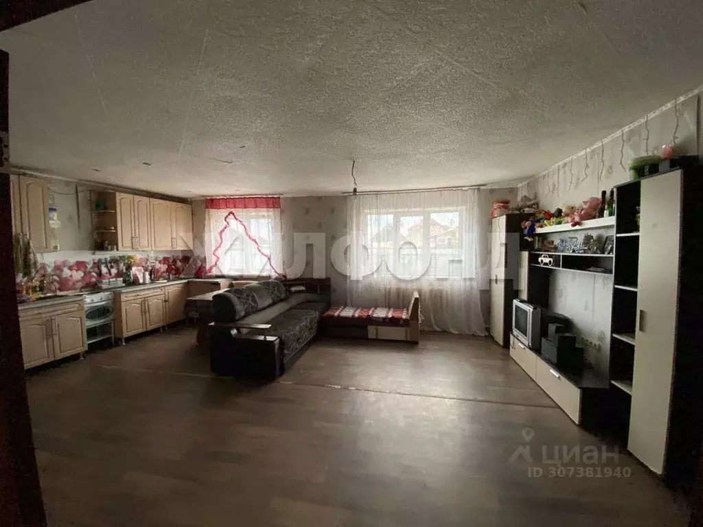 Дом в Хакасия, Усть-Абаканский район, д. Чапаево Тихая ул. (148 м) - Фото 1