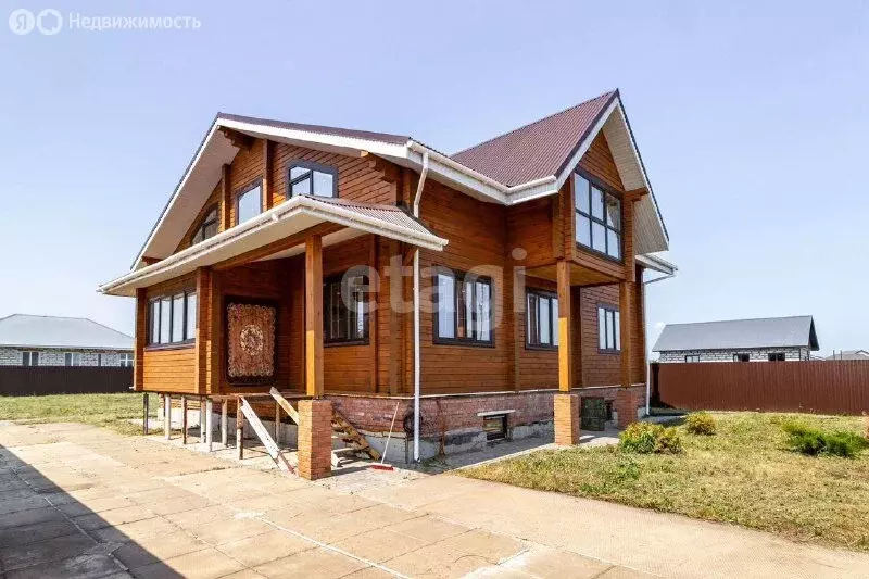 Дом в село Муслюмово, улица Кашапова (220 м) - Фото 2