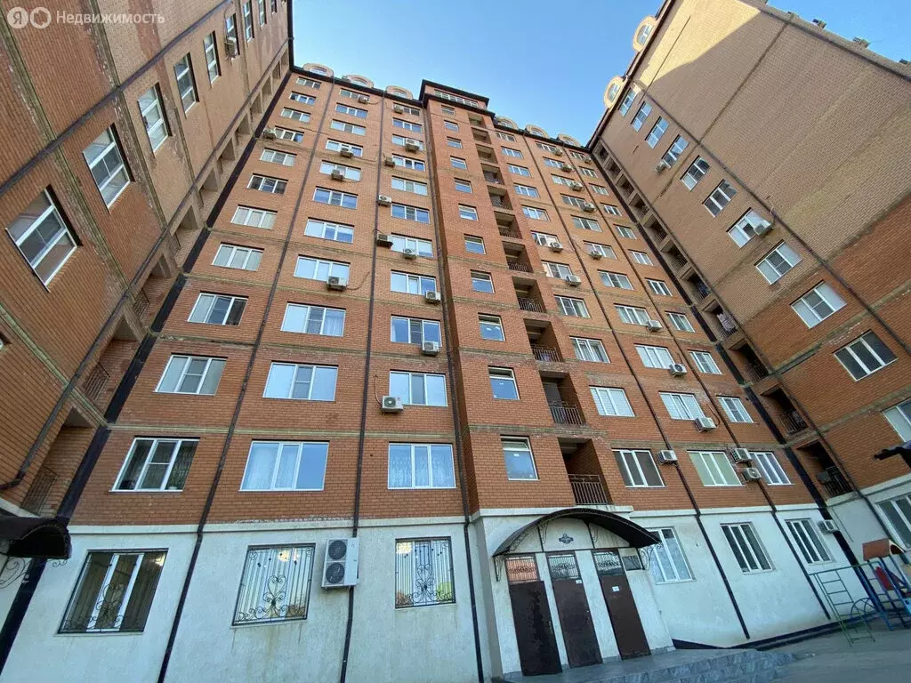 2-комнатная квартира: Дербент, улица Д. Атаева, 37 (71.2 м) - Фото 1