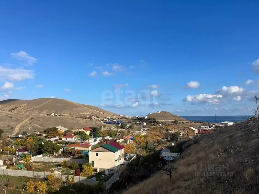 Участок в Крым, Судак муниципальный округ, с. Солнечная Долина ул. ... - Фото 1