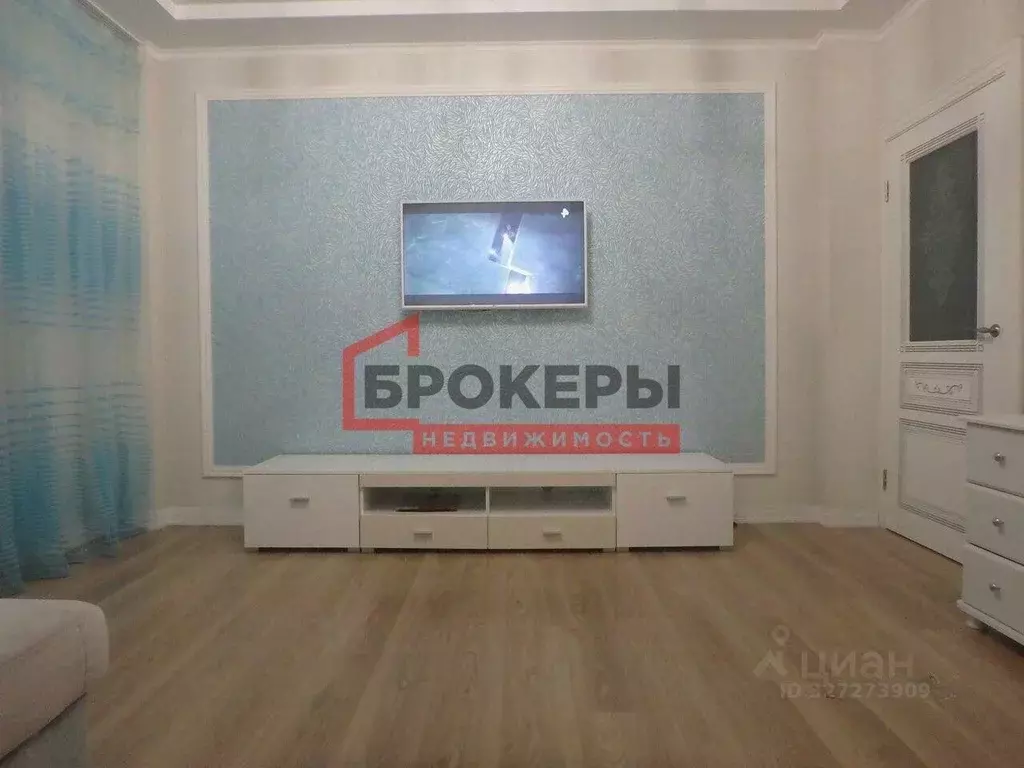 2-к кв. Севастополь ул. Колобова, 21Г (53.0 м) - Фото 2