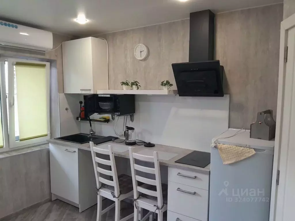 1-к кв. Краснодарский край, Сочи Гагарина мкр, ул. Чайковского, 8А ... - Фото 2