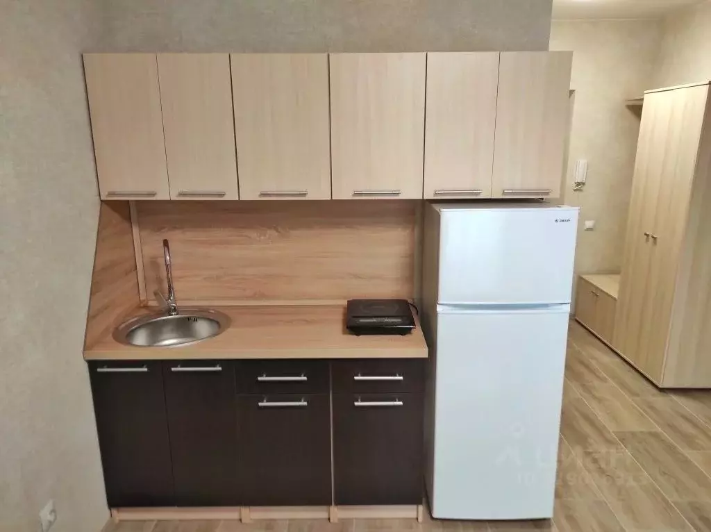 Студия Тюменская область, Тюмень Комбинатская ул., 54к2 (27.0 м) - Фото 0