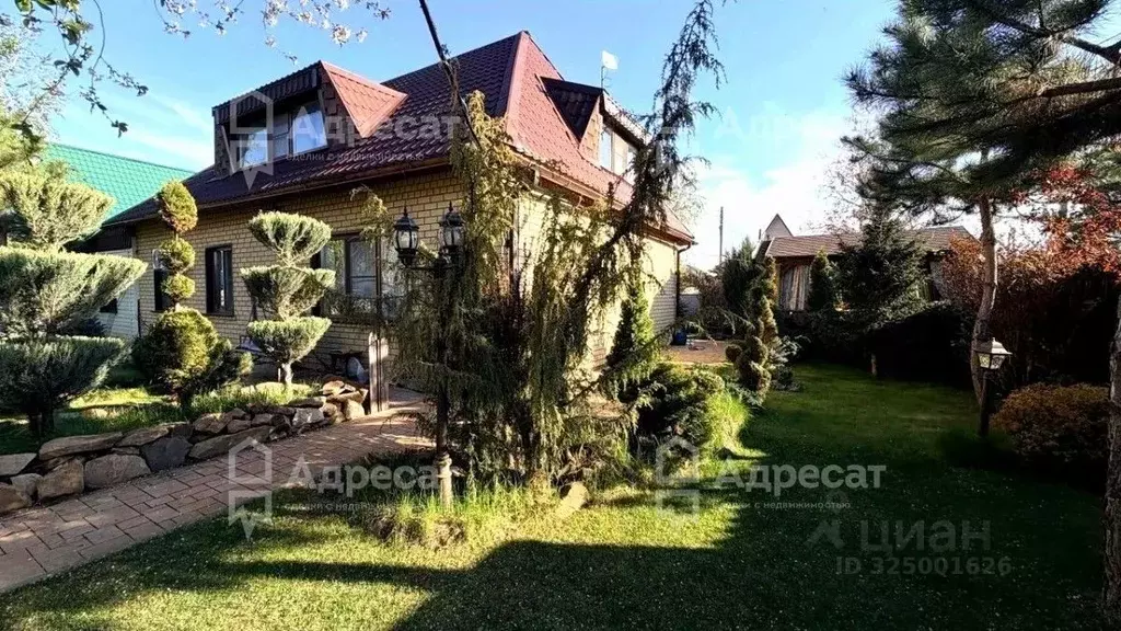 Дом в Волгоградская область, Калач-на-Дону Лазурный пер. (208 м) - Фото 1