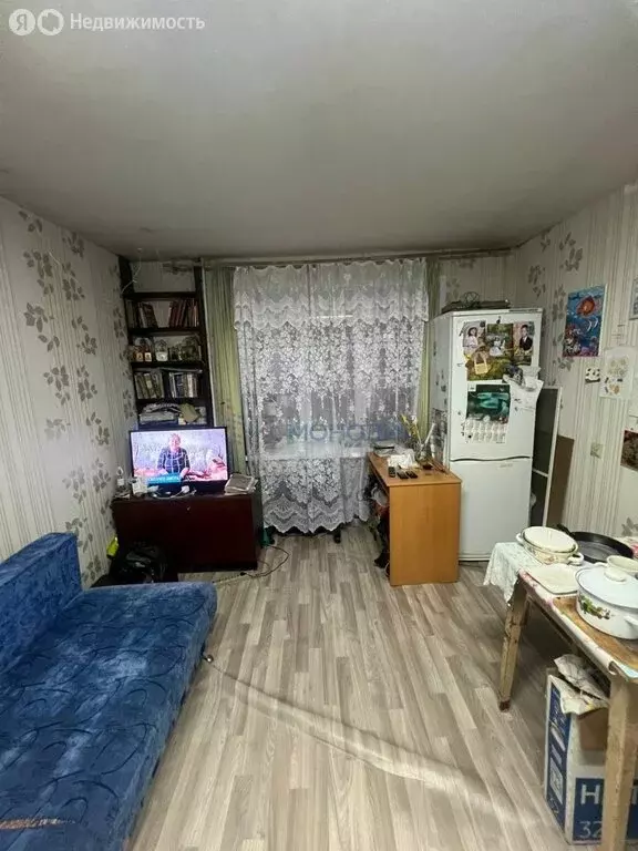 1к в 8-комнатной квартире (18 м) - Фото 1