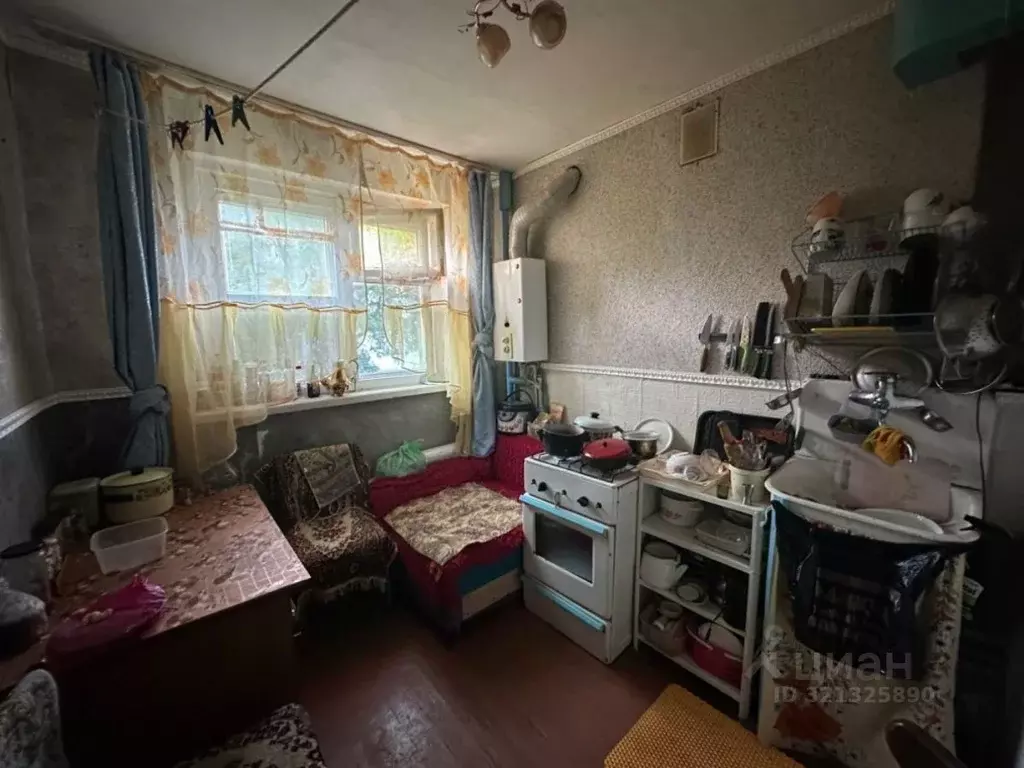 Комната Челябинская область, Чебаркуль ул. Карпенко, 17 (11.8 м) - Фото 1
