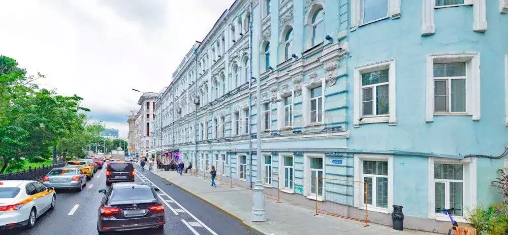 Офис в Москва Малая Бронная ул., 2С1 (18 м) - Фото 0