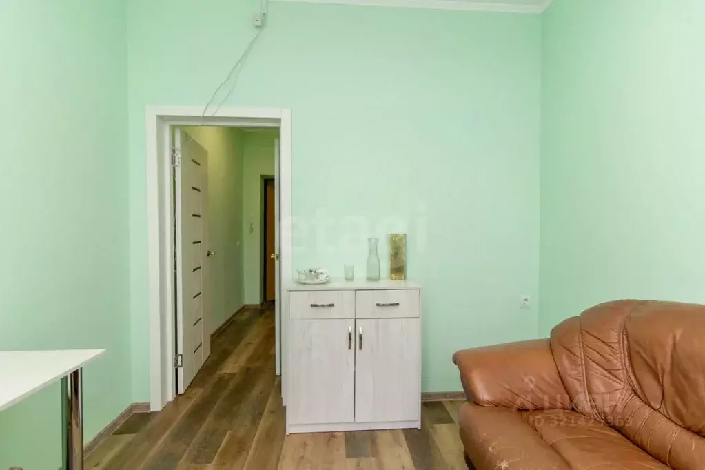 Офис в Омская область, Омск ул. 10 лет Октября, 203В (16 м) - Фото 1