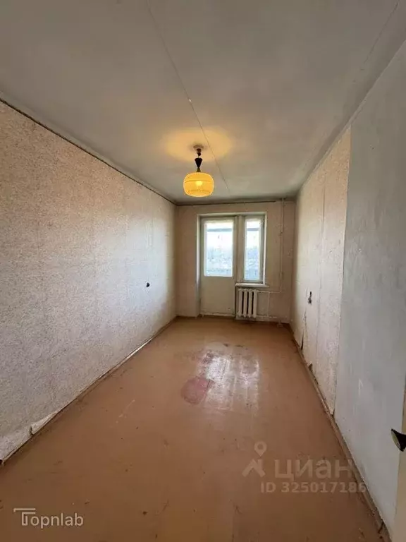 3-к кв. Волгоградская область, Волгоград ул. Академика Богомольца, 11 ... - Фото 2