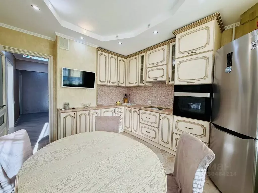 2-к кв. Курская область, Курск просп. Вячеслава Клыкова, 49 (60.0 м) - Фото 2