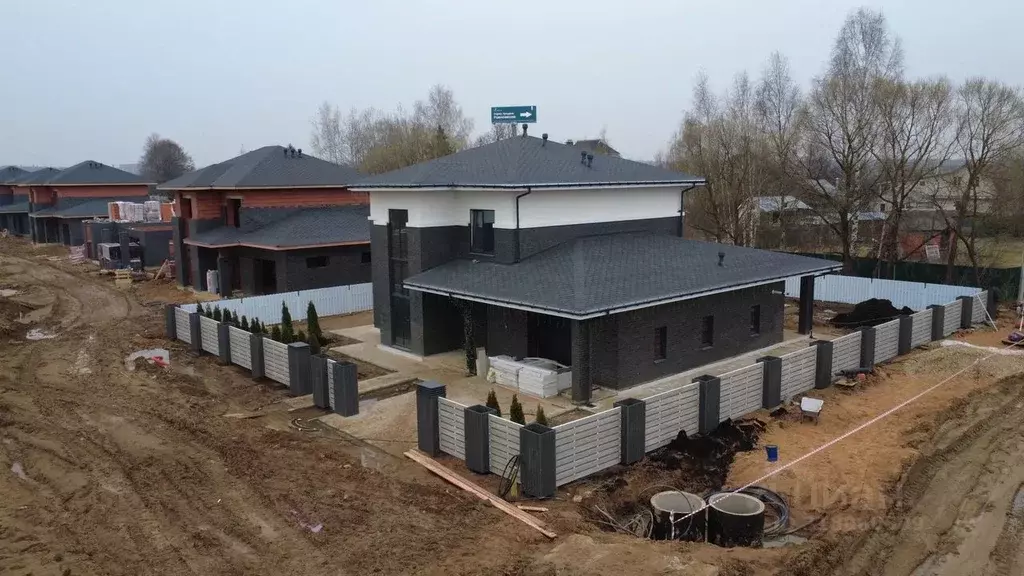 Коттедж в Московская область, Одинцовский городской округ, с. ... - Фото 1