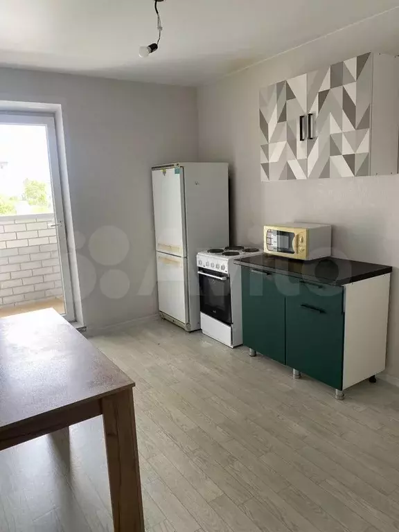 1-к. квартира, 41 м, 4/10 эт. - Фото 1