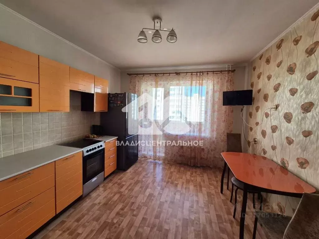 3-к кв. Новосибирская область, Новосибирск Родники мкр, ул. ... - Фото 0