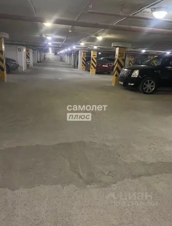 Гараж в Свердловская область, Екатеринбург ул. Белинского, 54 (19 м) - Фото 1