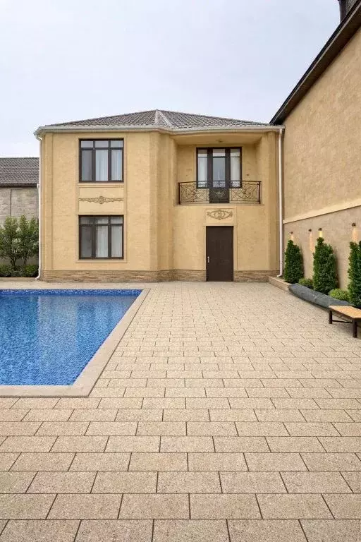 Дом в Дагестан, Дербент ул. Теплая, 2А (200 м) - Фото 1