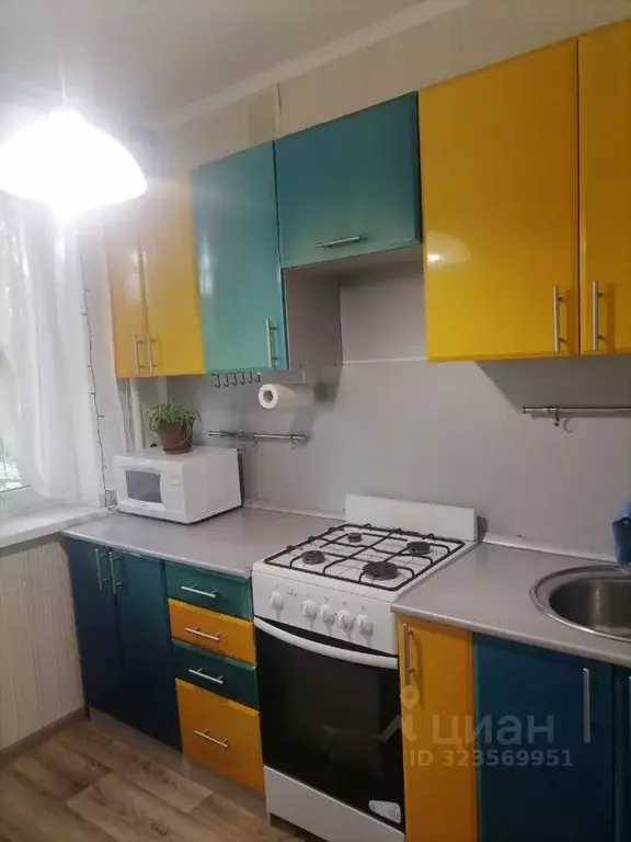 1-к кв. Воронежская область, Россошь ул. Фурманова, 12 (30.2 м) - Фото 2