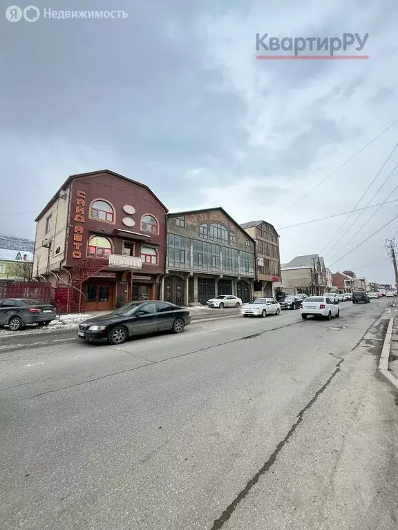 Дом в Махачкала, улица Хизроева, 12 (368 м) - Фото 1