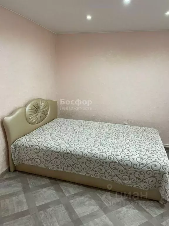 2-к кв. Крым, Феодосия ул. Олега Кошевого, 58 (57.0 м) - Фото 0