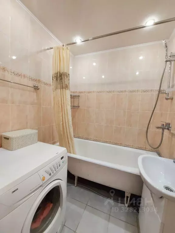 3-к кв. Москва Барвихинская ул., 4К2 (78.0 м) - Фото 1