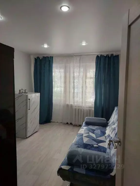 Комната Иркутская область, Усть-Илимск ул. Героев Труда, 9 (11.3 м) - Фото 1