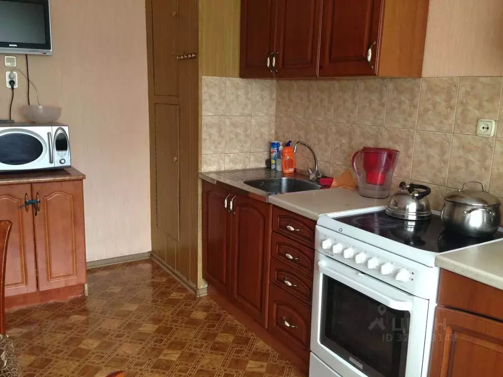 3-к кв. Белгородская область, Старый Оскол Макаренко мкр, 31к6 (64.0 ... - Фото 1