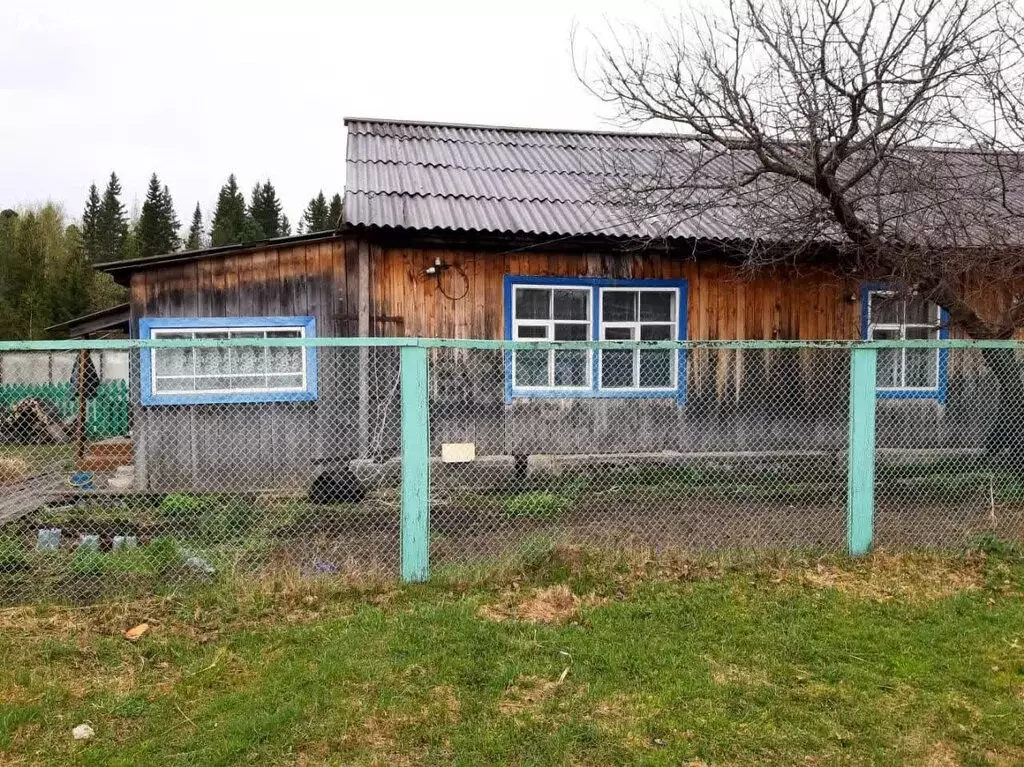 Дом в село Комсомольск, Первомайская улица (71.2 м) - Фото 0