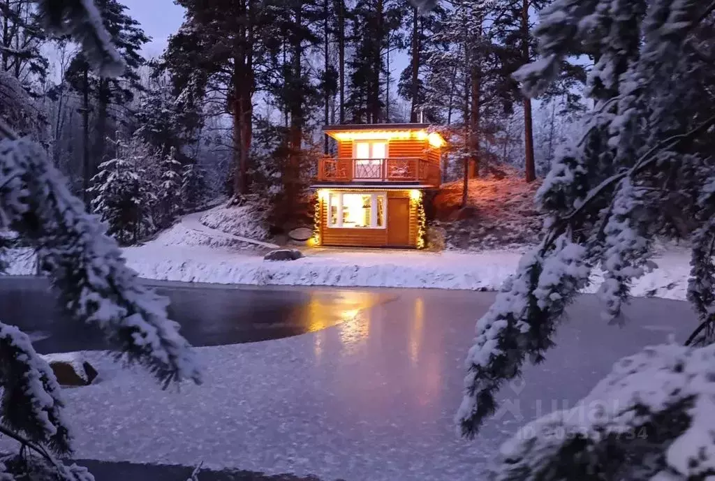 Дом в Ленинградская область, Приозерский район, Ларионовское с/пос, ... - Фото 1