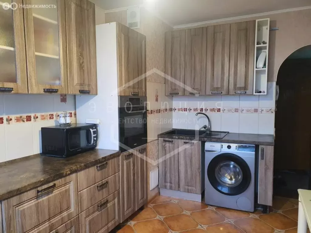 3-комнатная квартира: Калининград, улица Гайдара, 105 (62.5 м) - Фото 2