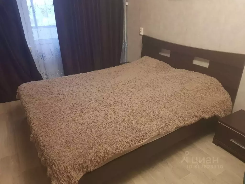 1-к кв. Челябинская область, Челябинск ул. Гагарина, 1А (43.0 м) - Фото 1