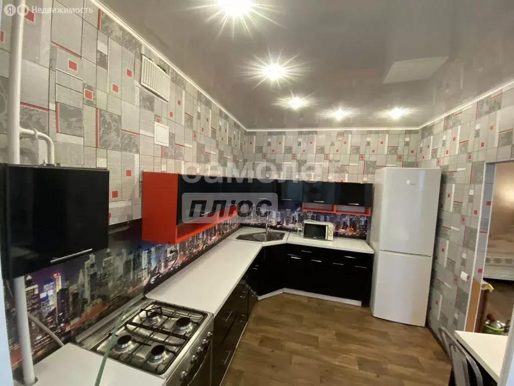 1-комнатная квартира: Октябрьский, Московский проспект, 10 (37 м) - Фото 1