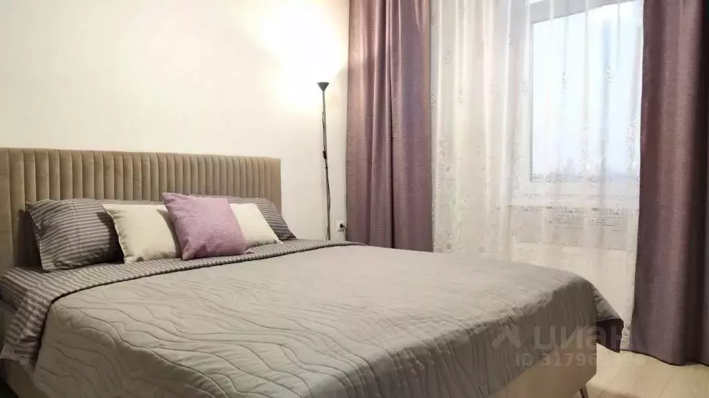 3-к кв. Тюменская область, Тюмень Харьковская ул., 74 (54.0 м) - Фото 1