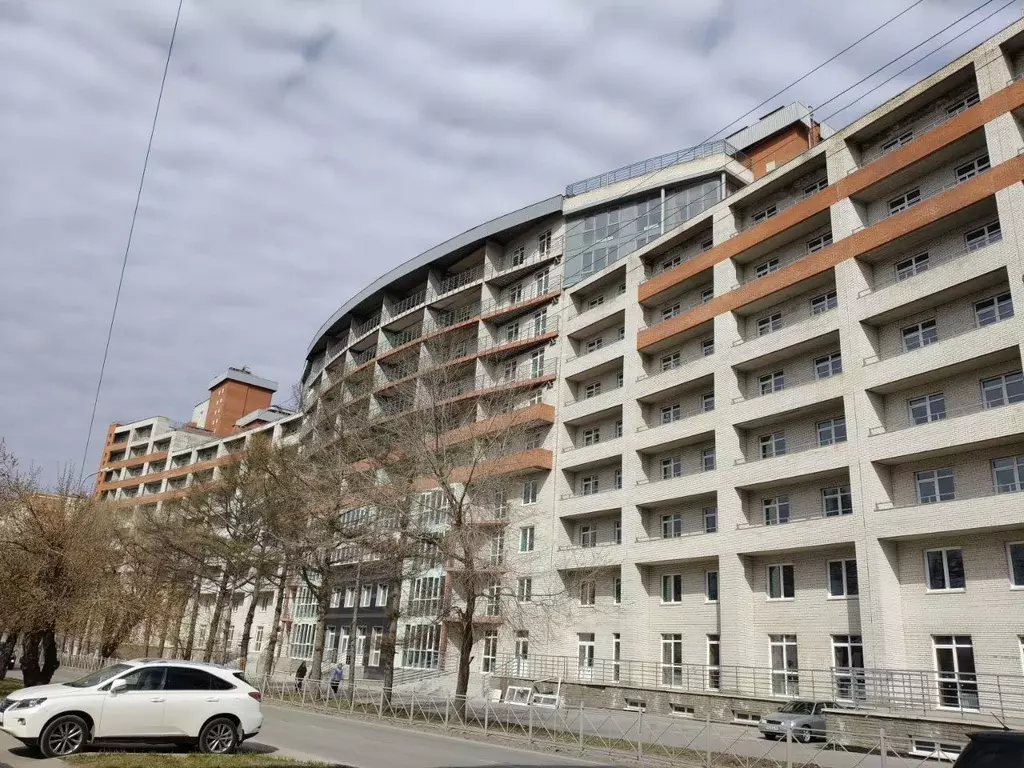 3-к кв. Омская область, Омск ул. Яковлева, 15 (90.5 м) - Фото 1